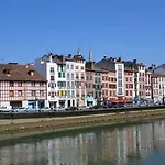 Adonis Hotel Bayonne 